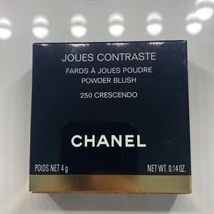 Chanel 250 crescendo blush